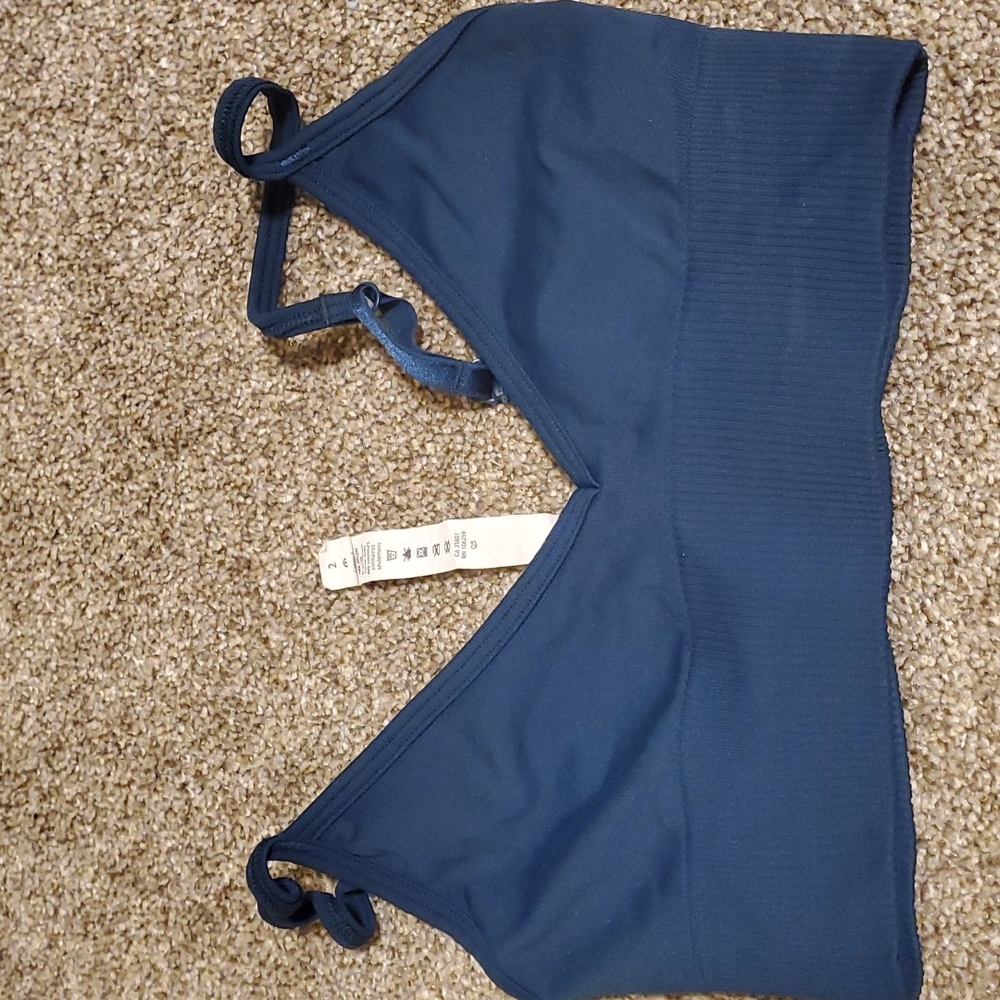 Lululemon backstop bra